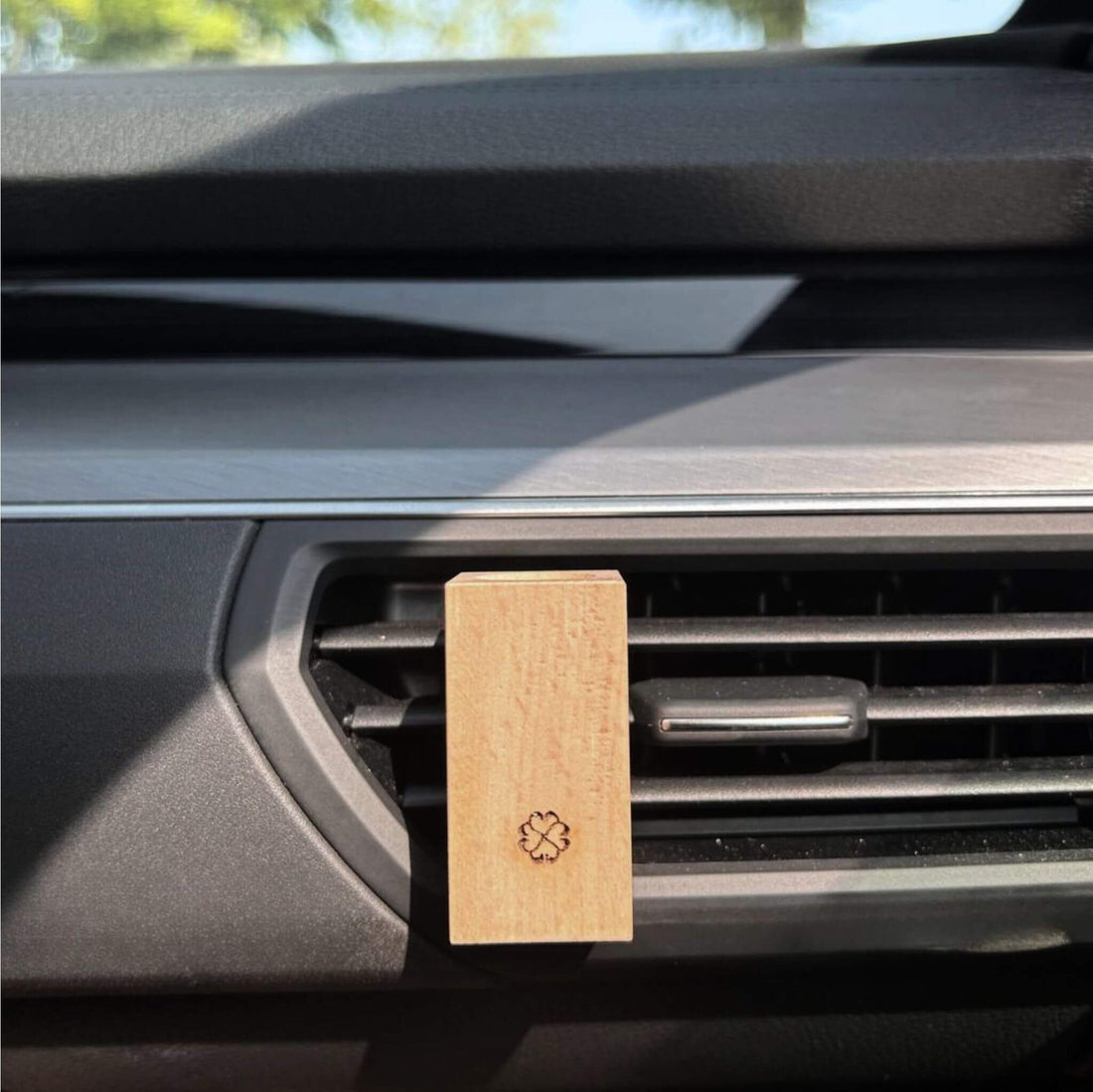 Hoe lang blijft de geur van jouw auto diffuser hangen?
