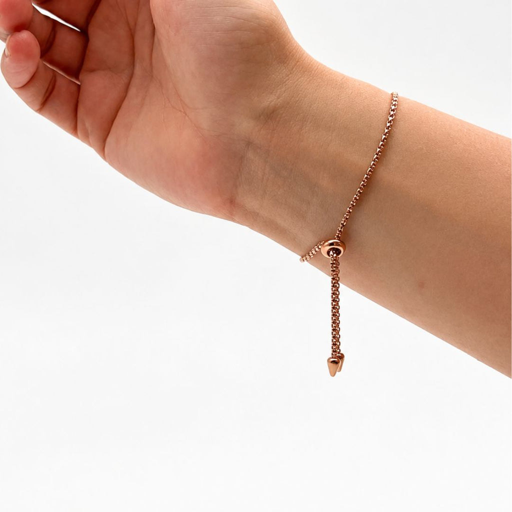 Tiny Moments Geurarmband om pols met sluiting close-up
