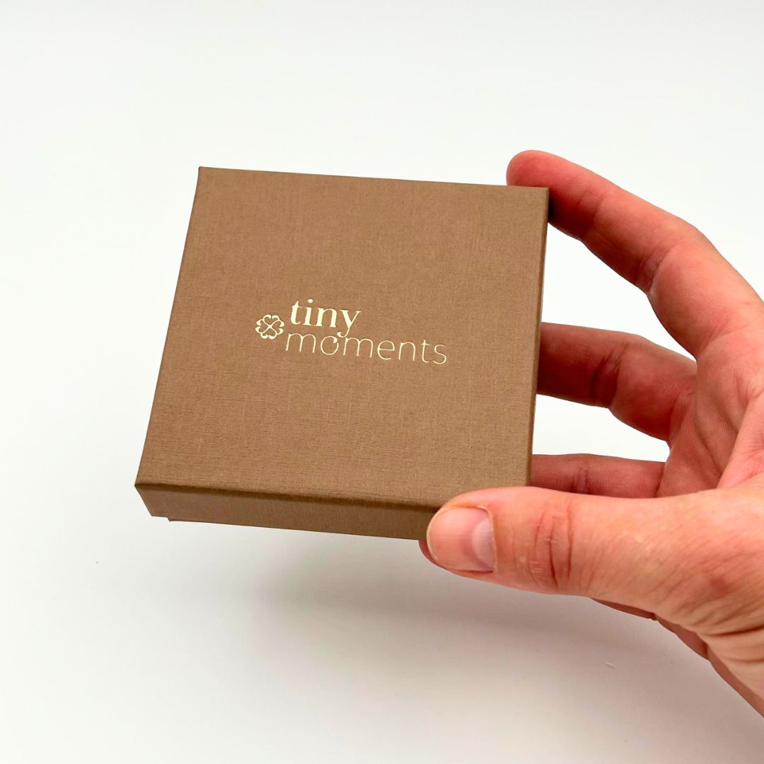 Geurarmband sierradendoosje in hand